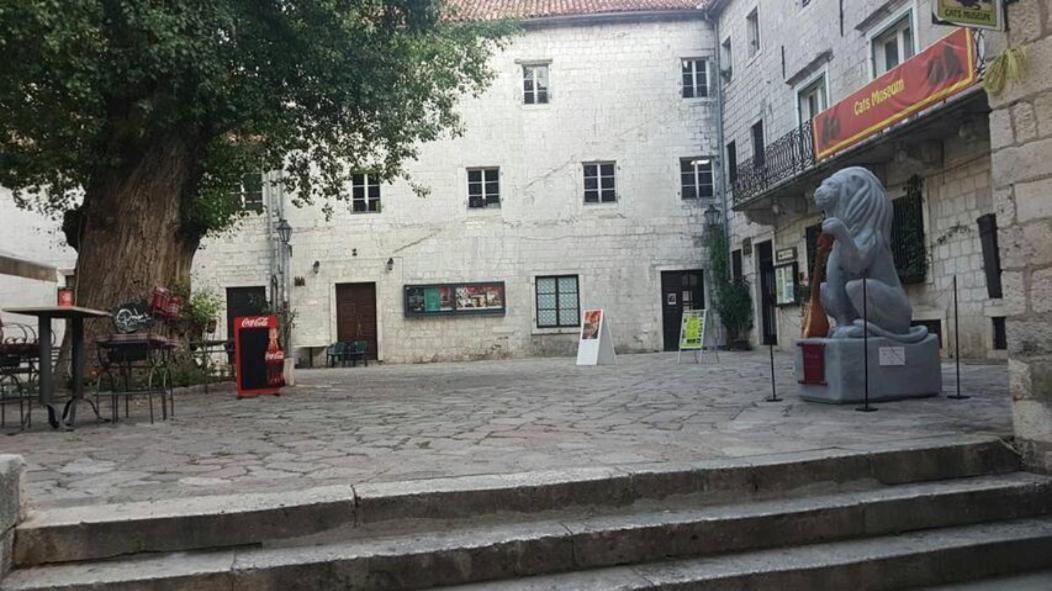 Appartamento Centar Starog Grada Cattaro Esterno foto